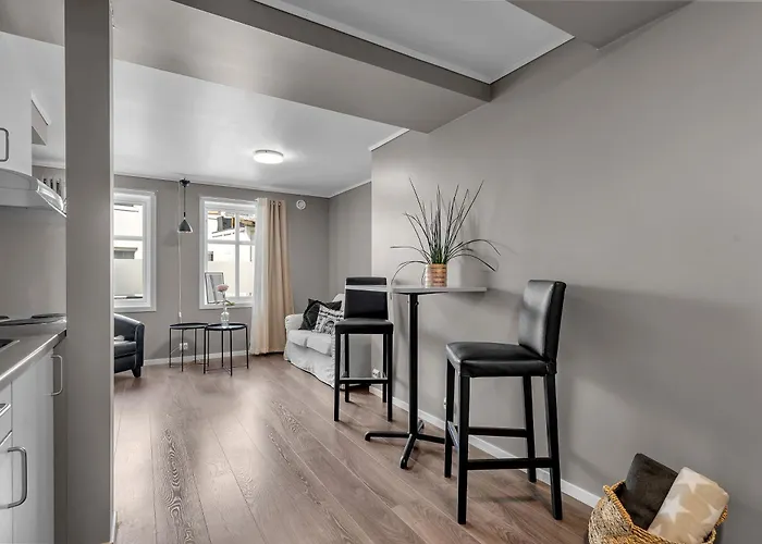 Victoriagarden- Losji 3* Grimstad
